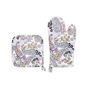 Vera Bradley Pot Holder & Oven Mitt Set NWT